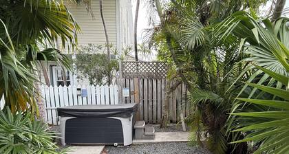 Southernmost Sanctuary | Vibrant Oasis Near Duval! Perfect for Groups!