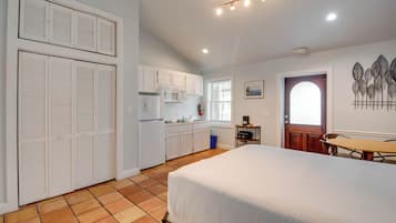 1 habitación, wifi gratis y ropa de cama