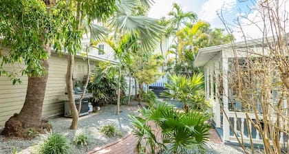 Heron Suite | Vibrant Retreat, Hot Tubs, Steps from Duval