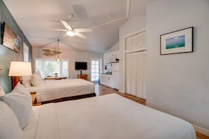 1 bedroom, WiFi - Pelican Suite | Cozy Cottage, Hot Tubs, Close to D (Key West)