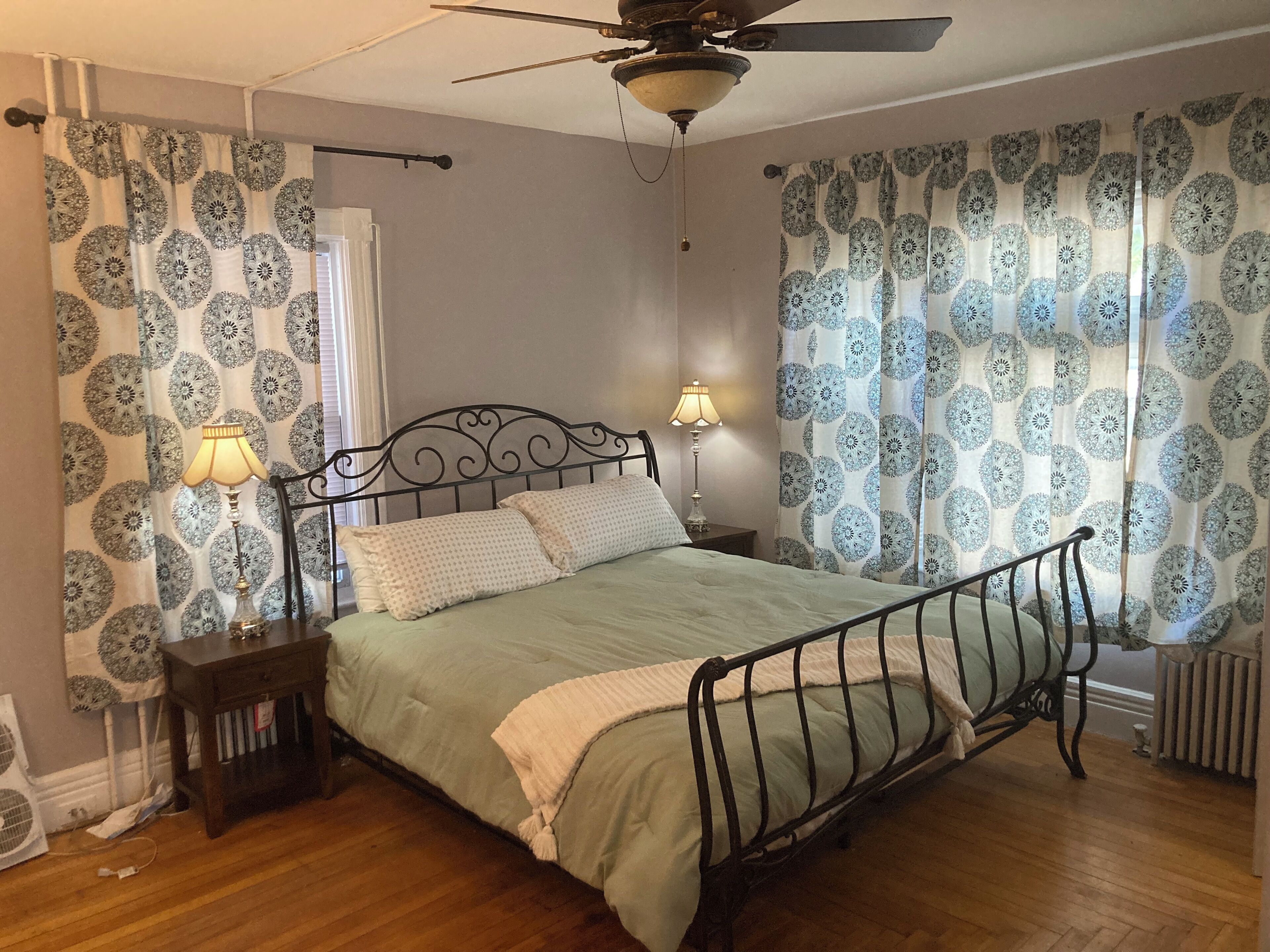 2 bedrooms, travel crib, WiFi, bed sheets