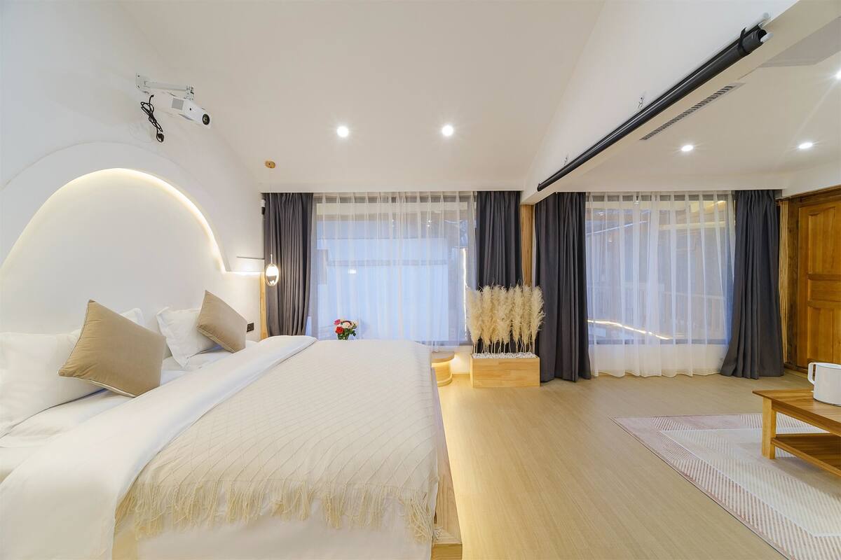 Exclusive Double Room, Bathtub