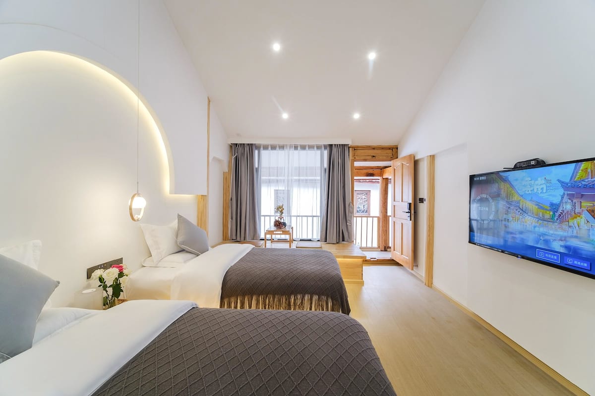 WiFi (free), individually decorated, individually furnished, bed sheets