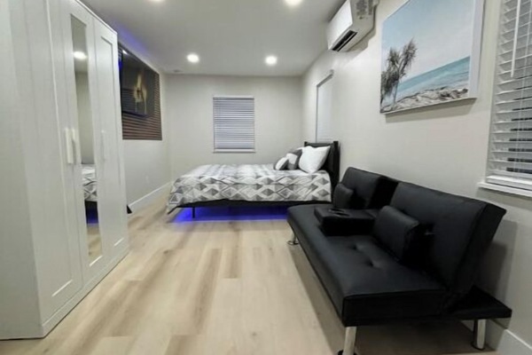 1 slaapkamer, een bureau, gratis wifi, beddengoed