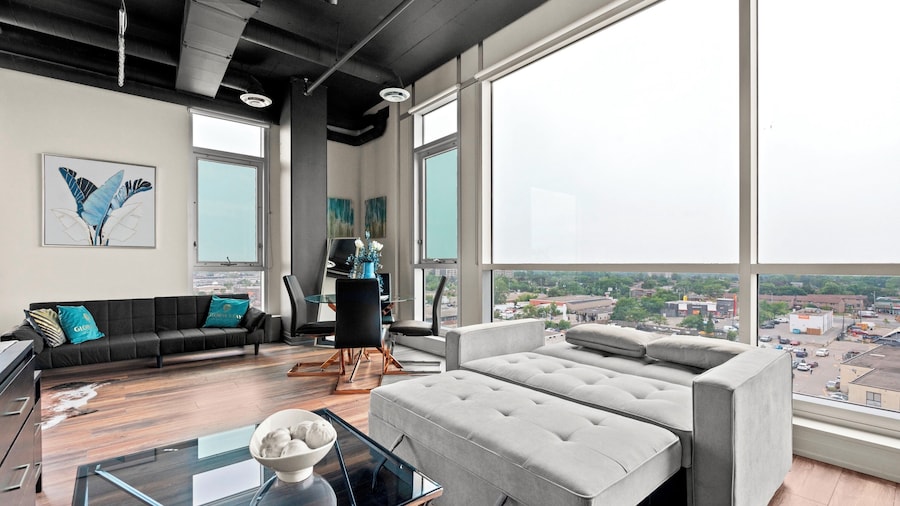 Bright Suites Finch West