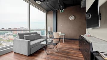 Suite Deluxe, plusieurs lits, cuisine, vue ville | Coin séjour | Télévision à écran plat, Netflix, Hulu, services de streaming