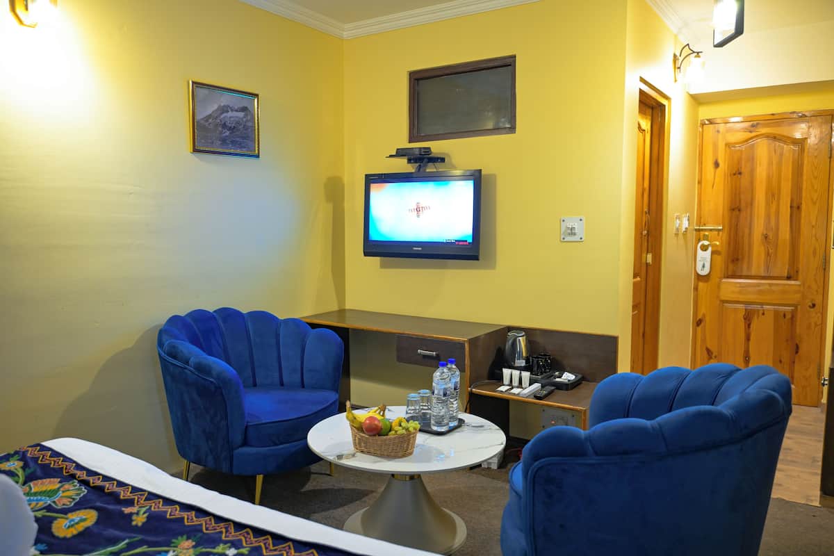 Deluxe Double Room, City View | Cadar kapas Mesir, peralatan tempat tidur premium, gebar bulu kapas