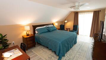 4 bedrooms, desk, iron/ironing board, travel crib