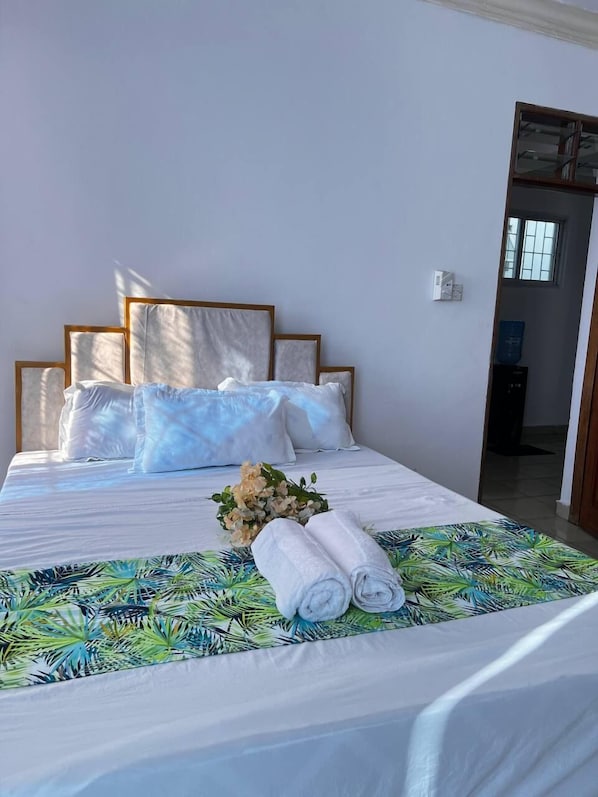 Deluxe Apartment, Balcony, City View - Vescon Holiday Apartments Bamburi (Mombasa)