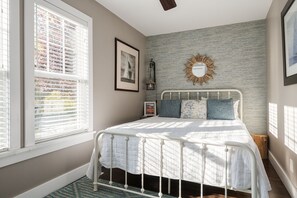 2 Schlafzimmer, Bügeleisen/Bügelbrett, kostenloses WLAN, Bettwäsche