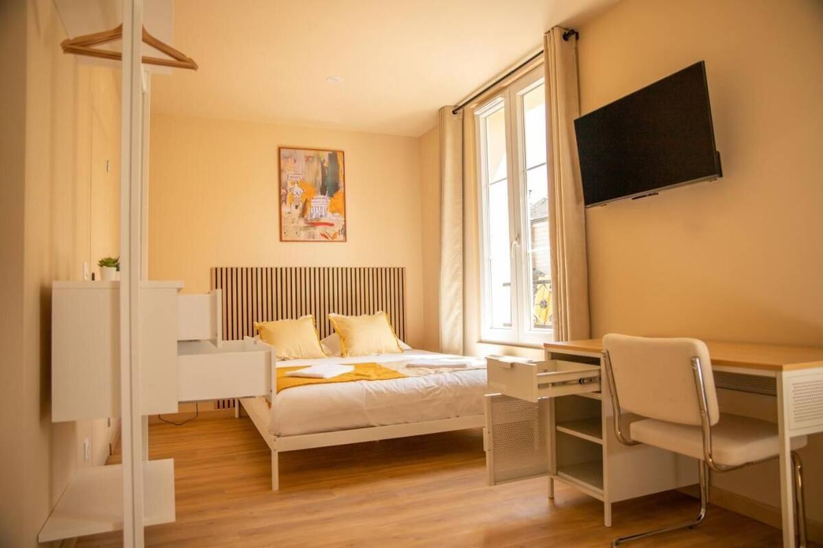 Klassieke driepersoonskamer, meerdere bedden, kitchenette | Gratis wifi