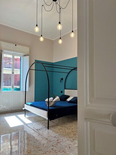 Lucky Corner - Elegant Stay