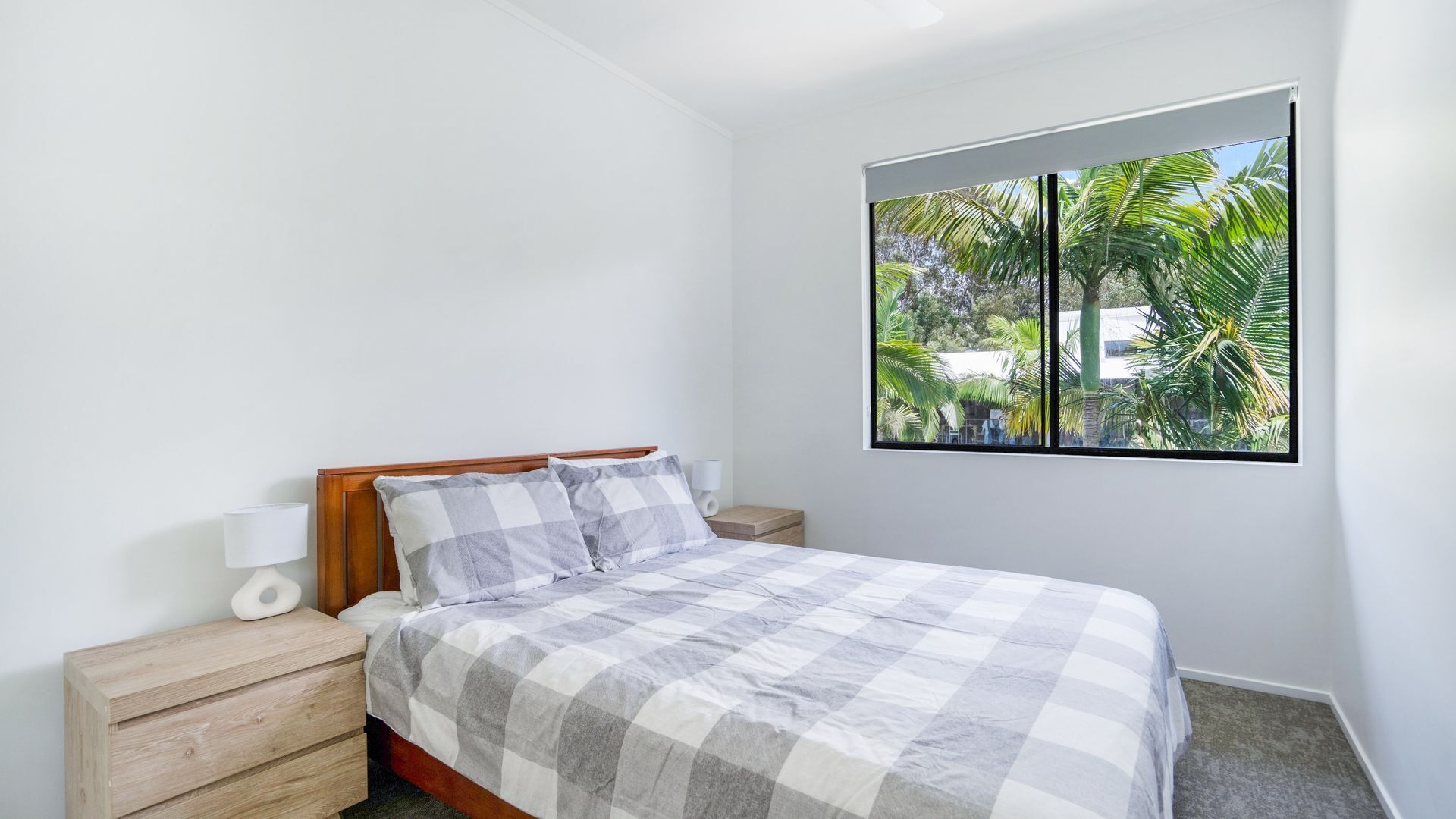 Baden 96 - Rainbow Shores. Pool, Outdoor Spa, Tennis Court, Walk To Beach - Rainbow Beach