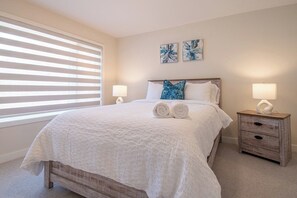 4 bedrooms, desk, free WiFi, bed sheets