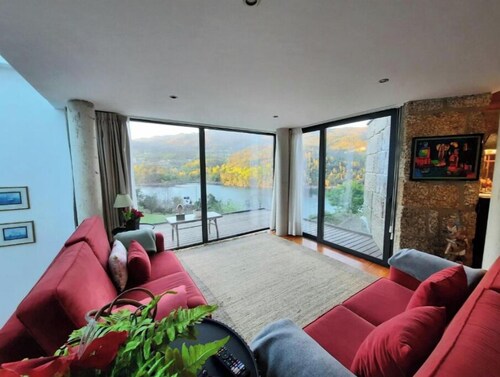 In the heart of Gerês, between lakes, rivers and mountains and 