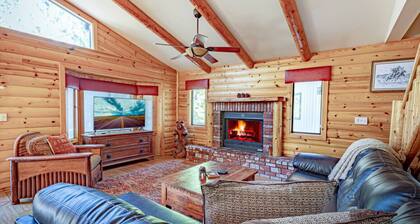 Walk to Bear Mt~4BD~Hot Tub~Game Room~Multi Family
