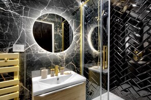 Bathroom - Maison Belleville (Paris)