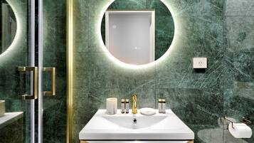 Design-Studio, Nichtraucher | Badezimmer | Seife, Shampoo, Toilettenpapier