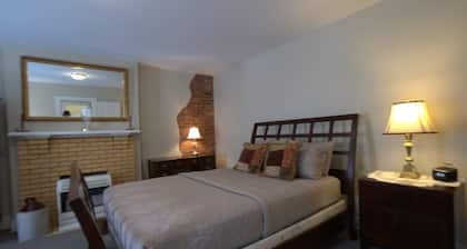 Home away from Home! - 1BR apartment in Maysville
