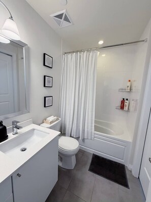 風筒、提供毛巾、番梘、廁紙