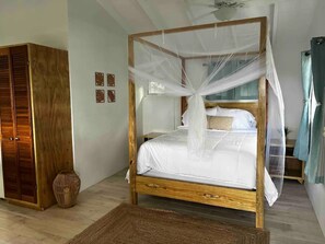 1 多间卧室、客房内保险箱、熨斗/熨衣板、旅行婴儿床