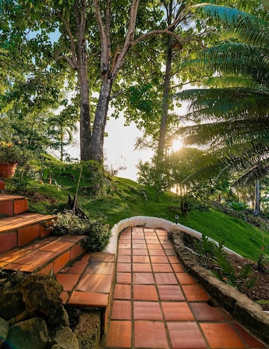 Amazing mountain top villa!