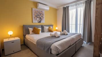 Panorama tweepersoonskamer | Geluiddichte muren, gratis wifi, beddengoed