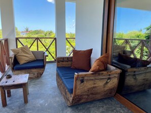 Deluxe-paritalo, näköala puutarhaan | Terassi/patio
