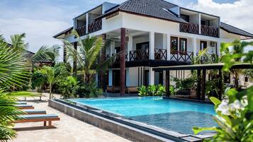 Zimmersafe, VerdunkelungsvorhÀnge, kostenloses WLAN