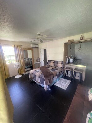 1 bedroom, iron/ironing board, free WiFi, bed sheets