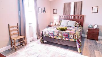 4 Schlafzimmer, Bügeleisen/Bügelbrett, WLAN, Bettwäsche