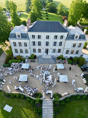 Restauration extérieure