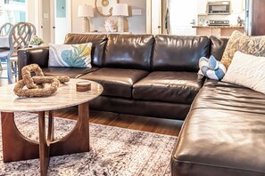 Departamento, 3 habitaciones, balcón, vista al jardín | Sala de estar