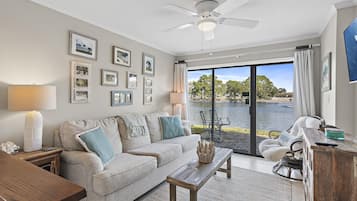 Rumah, Beberapa Tempat Tidur (Sandpiper Shores) | Area keluarga | TV