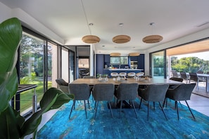 Luxury Villa, Sea View | Living area