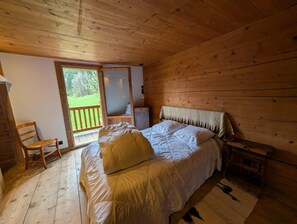 4 Schlafzimmer, Bügeleisen/Bügelbrett, Bettwäsche