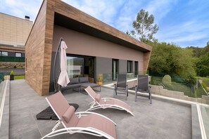 Terrace/patio - Detached House with Landscape Views and Charm in the Heart of the Basque Country (MARKAIDA)