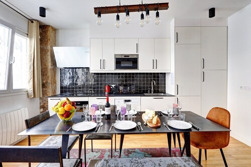 TBS 103 – 90 m² élégant à deux pas de Bastille