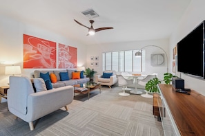 House (4 Bedrooms) | Interior - Azul Oasis by Avantstay Pool, Hot Tub, Bocce Ball Minutes From Downtown (Palm Springs)