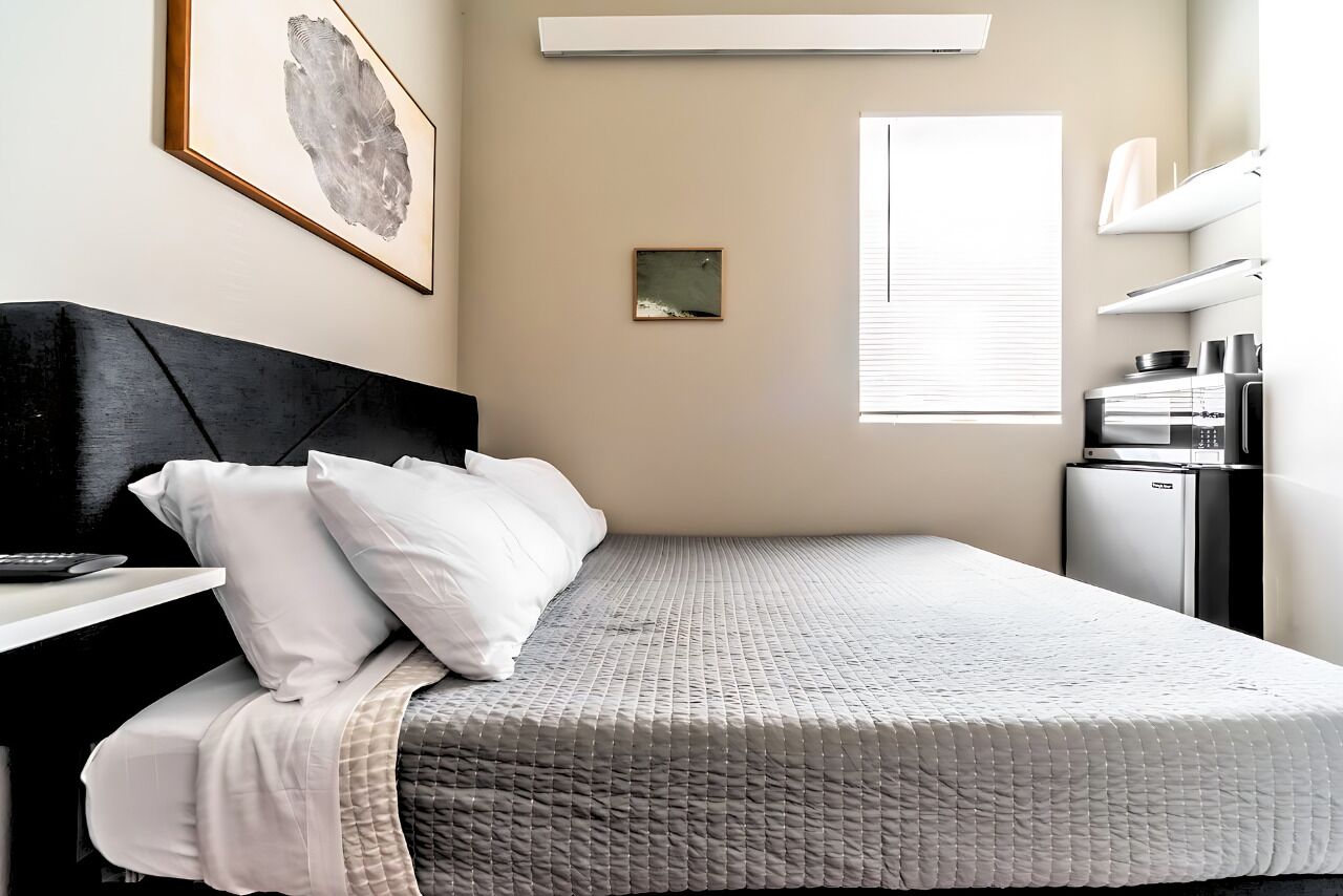 1 bedroom, desk, free WiFi, bed sheets