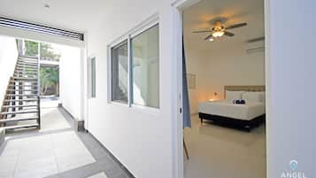 Estudio, 1 cama Queen size | 1 habitación, tabla de planchar con plancha y wifi gratis