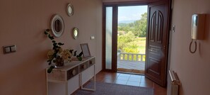 Interior - Villa de Lujo con Piscina en las Rias Baixas (Meis)