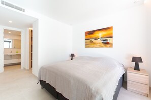 2 soverom, strykejern/-brett, wi-fi (inkludert) og sengetøy