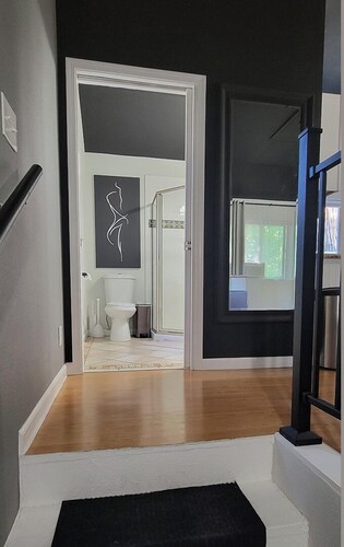 Charming 1-bedroom apartment with WiFi, by nature & lakes in Pollock Pines, CA.