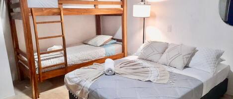 1 bedroom, free WiFi