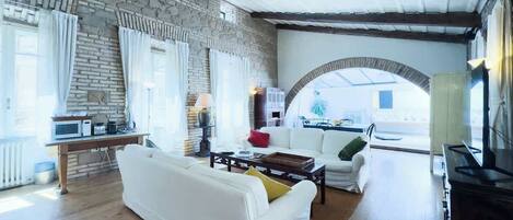 Fernseher, Arbeitsbereiche