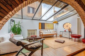 Fernseher, Arbeitsbereiche