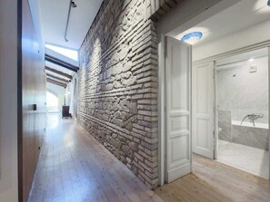 Een douche, een haardroger