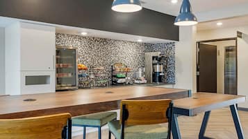 Desayuno para llevar incluido todos los días