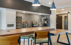 Desayuno para llevar incluido todos los días